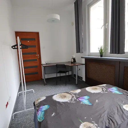 Fantastic Waw - J7 F * 华沙