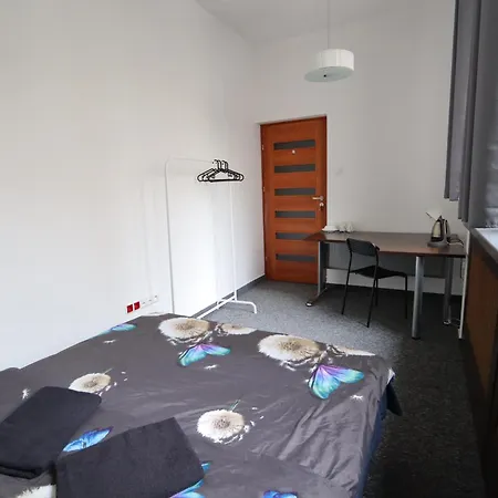 Fantastic Waw - J7 F * ורשה